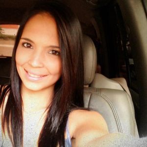 Meet your Posher, Marcela